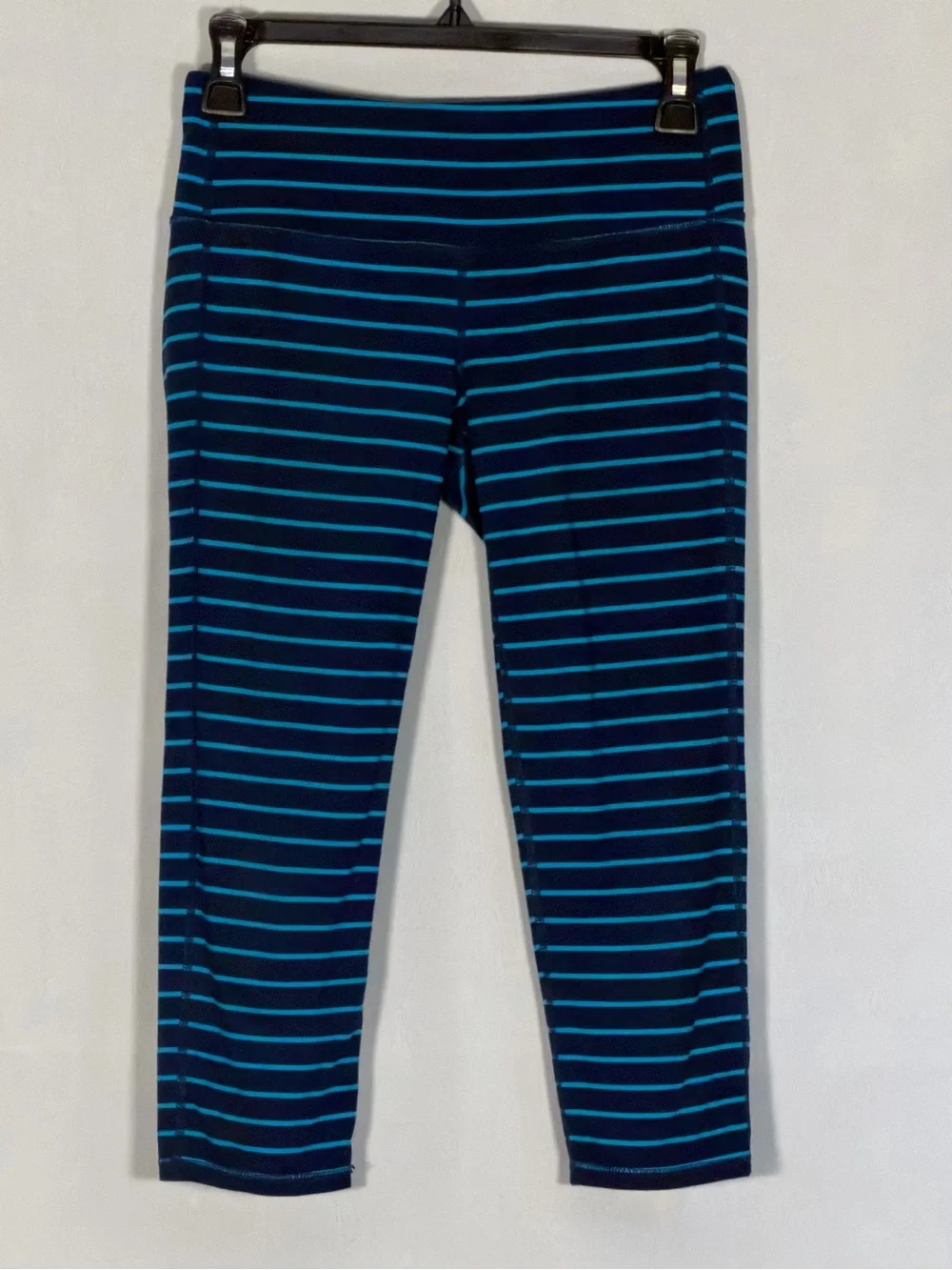 Athleta Capri Leggings Small Navy Flash Blue Stripe Yoga